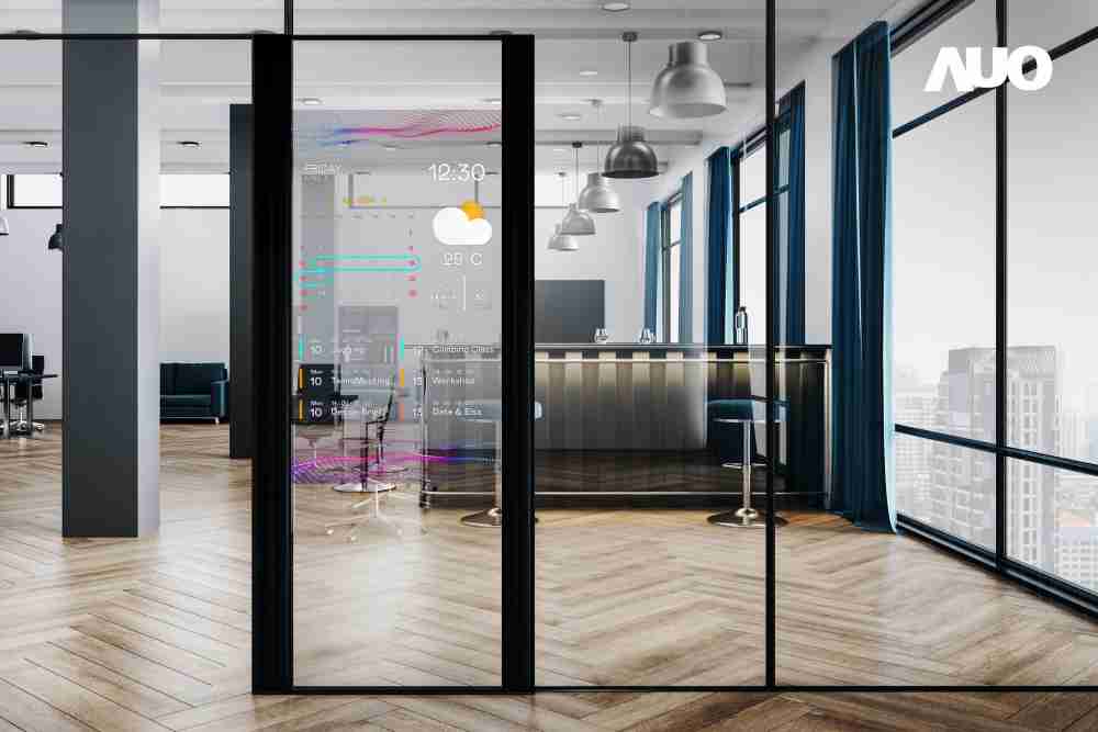 彩霸王致力于研发低能耗之绿色产品，，如低能耗发光组件Micro LED显示技术，，具高透明、、可无限拼接的特性，，，可依需求调整并延伸应用于不同场域，，，包括汽车侧窗或家庭玄关、、、、智慧橱窗、、商业展示等